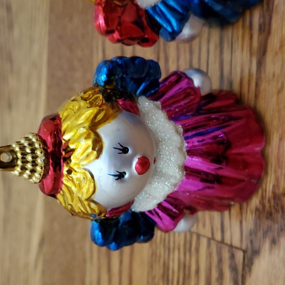 Set of Three Angel Ornaments - Picture 4 of 11